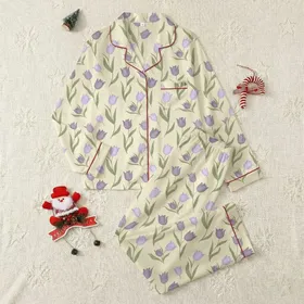 Women's Vintage Flat Illustrative Tulip & Foliage Pattern Creamy Yellow Lavender Satin Pajamas Set