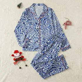 Women's Dynamic Blue Creamy Off-White Fluid Abstract Zebra Stripe Pattern Satin Pajamas Set