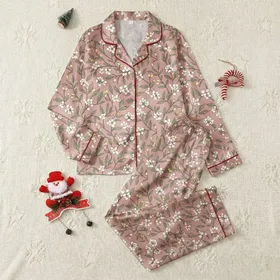 Women's Dusty Rose Vintage Botanical Olive Green Leaves White Flowers Berries Satin Pajamas Set