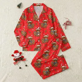 Christmas Lovers' Bright Red Festive Highland Cow Pattern with Santa Hats, Colorful Christmas Lights & Pine Sprigs Satin Pajamas Set