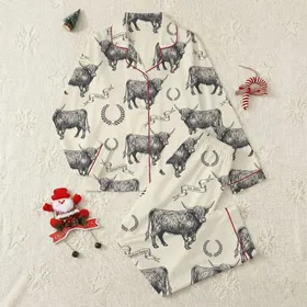 Cattle Enthusiasts' Cream & Black Vintage Etched Highland Cattle Rustic Western Seamless Pattern Satin Pajamas Set