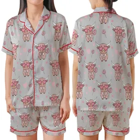 Cute Animal Lovers' Whimsical Pink Highland Cow Heart Sunglasses Bow Lollipop Seamless Pattern Satin Short-Sleeve Pajamas Set