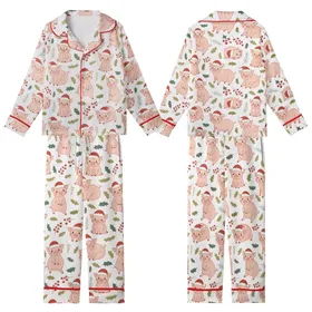 Festive Art Lovers' Whimsical Pink Piggy Santa Hat Green Holly Red Berry Pattern Kid Satin Pajamas Set