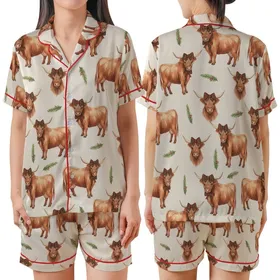 Highland Cow Christmas: Cozy Watercolor Rustic Wreath & Plaid Bows Festive Motif Satin Short-Sleeve Pajamas Set