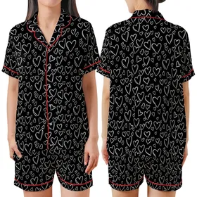 Casual Heart Enthusiast: Scattered White Outline Heart Doodles Black – Everyday Print Design Satin Short-Sleeve Pajamas Set