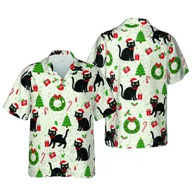 Black Cat Lover's Edge-to-Edge Hawaiian Christmas Lights Santa Hats Holly Print Short-sleeve Hawaiian Shirt