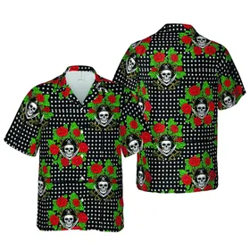 Buccaneer Skull Tricorn Pattern: Sabers, Anchors, Red Roses, Star Field Design Short-sleeve Hawaiian Shirt