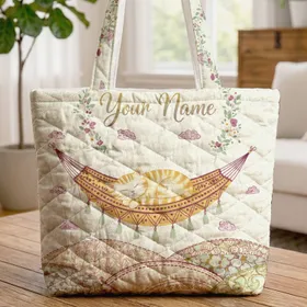 Sleeping Tabby Cat Hammock Floral Wreath - Cat Lover Home Decor Gift Quilted Tote Bag