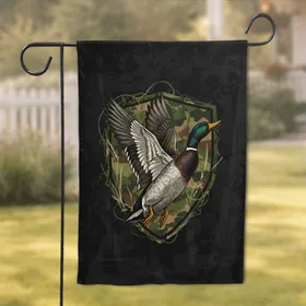 Majestic Mallard Duck Camouflage - Outdoor Lifestyle Gift Garden Flag