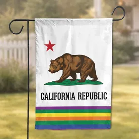California Republic Grizzly Bear Star - Home Decor Gift for Californians Garden Flag