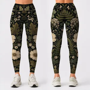 Dark Cottagecore Botanical Florals With Ferns For Woodland Romance And Vintage Style Leggings