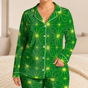 Emerald Green Starburst Geo Lounge Wear For Relaxed Summer Evenings And Travel Days Satin Pajamas Set