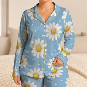 White Daisy and Golden Center Summer Blooms for Beach Days and Relaxed Getaways Satin Pajamas Set