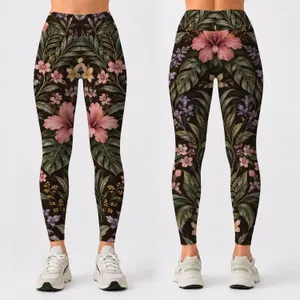 Wildflower Botanicals for Relaxed Coastal Getaways and Easy Summer Adventures Outdoors Leggings