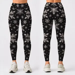 Ivory Snowflakes on Midnight Black for Cozy Winter Days and Festive Getaways Leggings