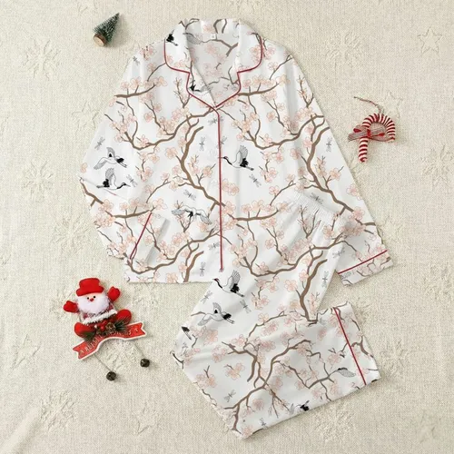 Women's Elegant Asian Art White Background Peach Cherry Blossom Dark Brown Branch Flying Crane Pattern Satin Pajamas Set