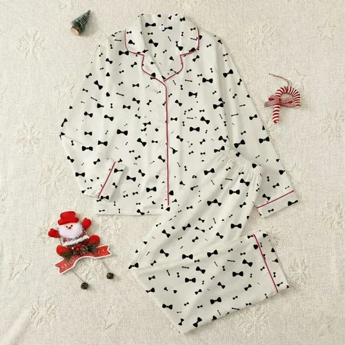 Women's Chic Cream & Black Bow Tie Scattered Repeating Pattern Minimalist Graphic Satin Pajamas Set