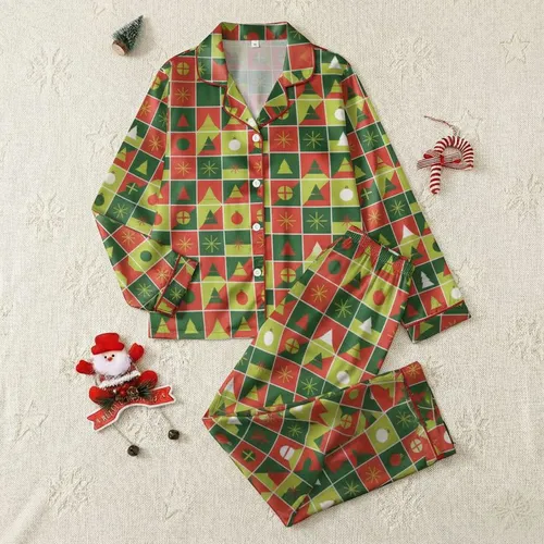 Adults' Vibrant Red Green Golden Yellow Geometric Star Tree Ornament Mosaic with White Outlines Satin Pajamas Set