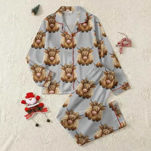 Women's Fluffy Brown Baby Highland Cow Leopard Bow Seamless Pattern on Heather Grey Satin Pajamas Set
