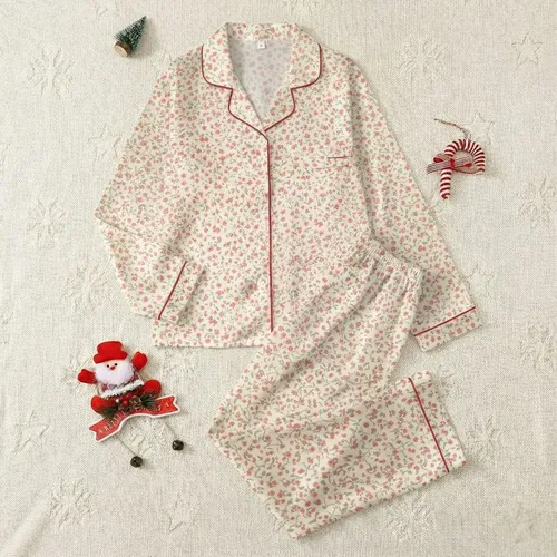 Women's Delicate Wildflower Loungewear - Ditsy Coral Rose Pink Sage Green Satin Pajamas Set
