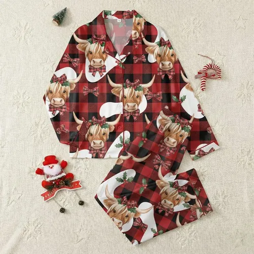 Festive Animal Lovers' Detailed Watercolor Highland Cow Red Plaid Bow Holly Berry Pattern Satin Pajamas Set