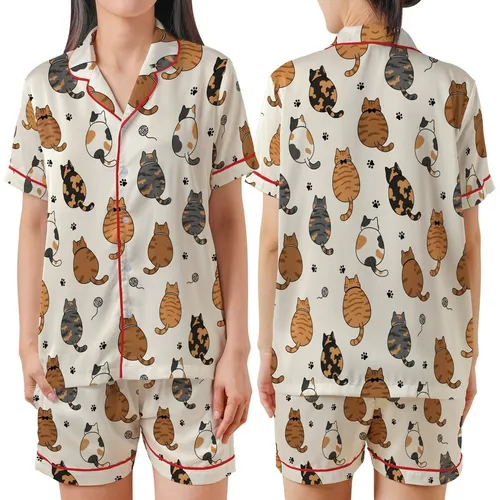 Cat Lovers' Whimsical Hand-Drawn Plump Tabby Tortoiseshell Cats Pattern Creamy Off-White Satin Short-Sleeve Pajamas Set