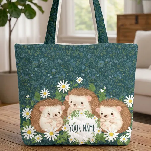 Hedgehog Daisies Botanical Scrollwork Floral Wreath - Nature Lover Gift Quilted Tote Bag