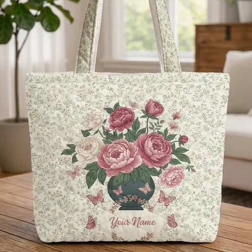 Peony Bouquet Vase Butterflies Trailing Vine Floral Wreath - Everyday Tote for Her Quilted Tote Bag