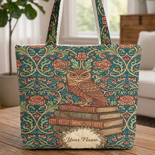 Ornate Owl Antique Books Tudor Rose Floral Wreath - Book Lover Wildlife Gift Quilted Tote Bag
