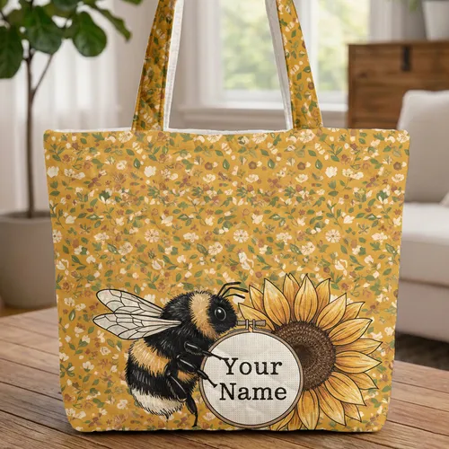 Bumblebee Sunflower Folk Floral Everyday Carry Gift for Bee Lover Quilted Tote Bag