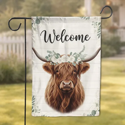 Highland Cow Welcome Floral Wreath - Farmhouse Home Decor Gift for Cow Lover Garden Flag