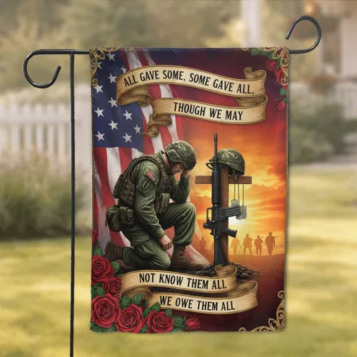 American Flag Kneeling Soldier Battle Cross - Memorial Day Veterans Tribute Garden Flag