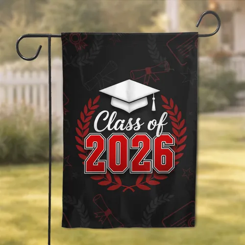 Class of 2026 Text Graduation Cap - Senior Year Celebration Gift for Graduates Garden Flag