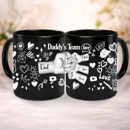 Personalized Daddy’s Team Fist Bump Mug for Dad & Grandpa, Custom Kids Names Ceramic Mug Father’s Day Gift