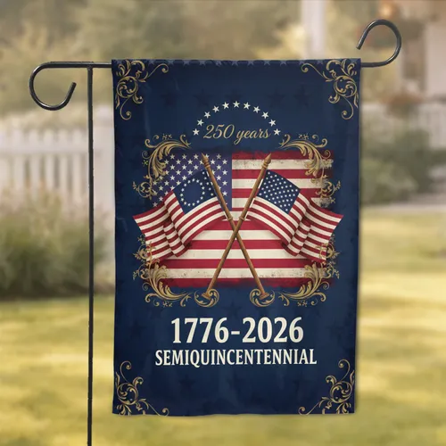 Distressed Betsy Ross American Flags 1776-2026 - USA Semiquincentennial Independence Day Gift for Veterans Garden Flag