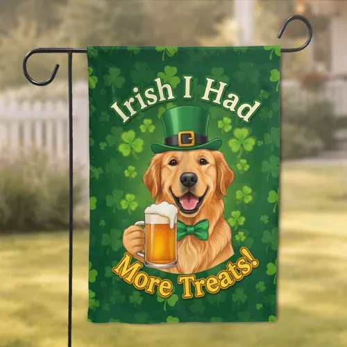 Golden Retriever Beer Mug Leprechaun Hat - St. Patrick's Day Golden Retriever Lover Gift Garden Flag