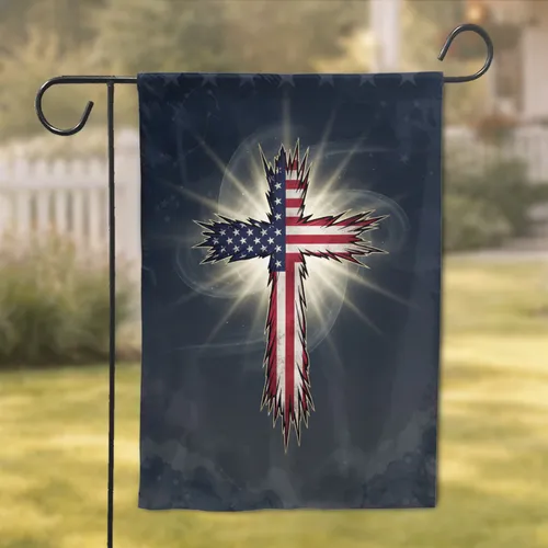 Distressed American Flag Christian Cross - Patriotic Home Decor Gift for Veterans Garden Flag