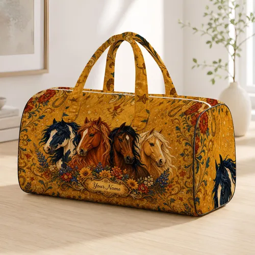 Four Horse Portraits With Western Ranch Florals For Cowgirl Equestrian Travel Style Quilted Weekend Bag