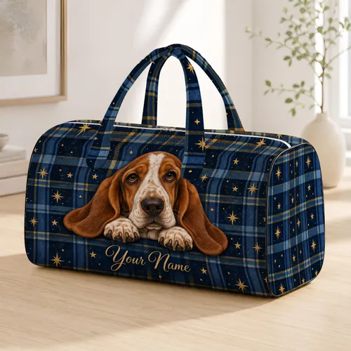 Long-Eared Basset Hound Beneath Golden Stars for Cozy Weekend Getaways and Travel Lovers Quilted Weekend Bag